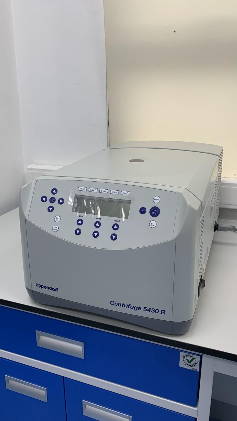 Centrifuge 5430 R - Eppendorf